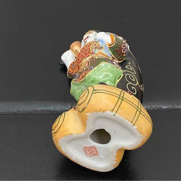 Vintage Kutani Daikoku God Of Fortune & Wealth Guardian of Farmers 6” Figurine - Picture 8 of 12